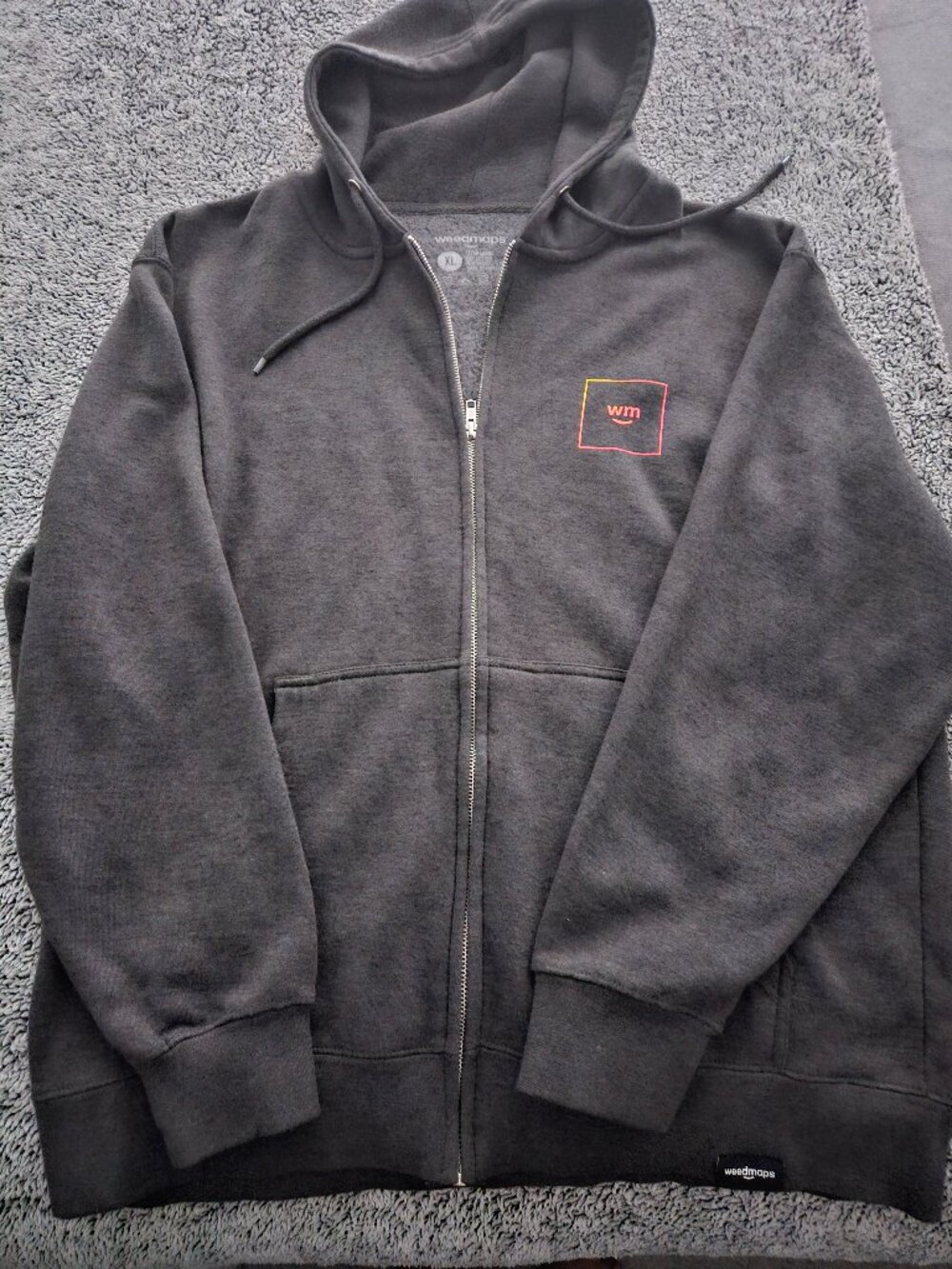 Weedmaps Dark Gray Zip‑Up Hoodie – Size XL, Comfy & Casual